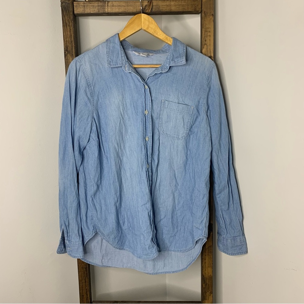 Old Navy Light Blue Chambray Button Down Shirt Size L
